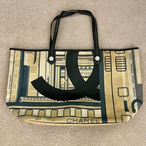 Chanel Central Station Tote Bag Black Beige